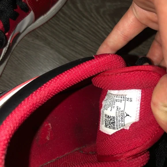 Red/Black Nike Shoes - Picture 8 of 8